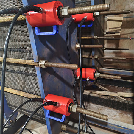 板式换热器拆装作业